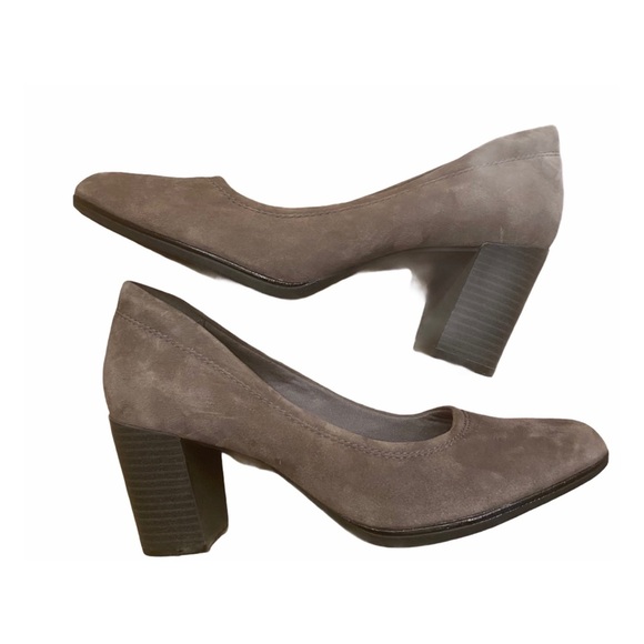 Clark’s grey heels - Picture 6 of 8